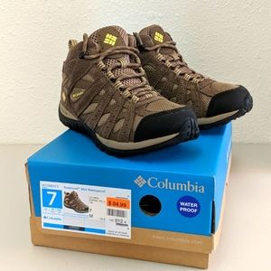 Columbia waterproof hiking shoe/boot